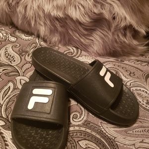 FILA Slippers